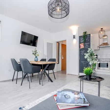 Lejlighed Forest Premium Balcony - Muelheim, Wi-fi, Netflix *